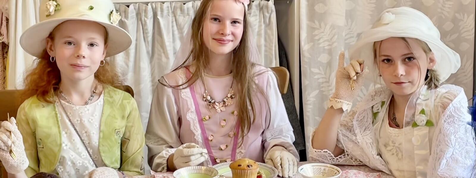 kindergeburtstag schloss ahrensburg 3 damen tafel